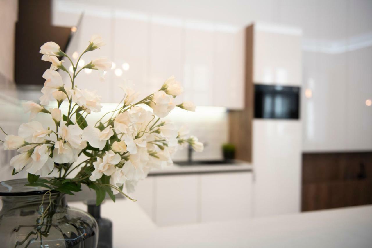Luxury Apartment By Hi5 - Kalman Imre Suite Budapest Luaran gambar