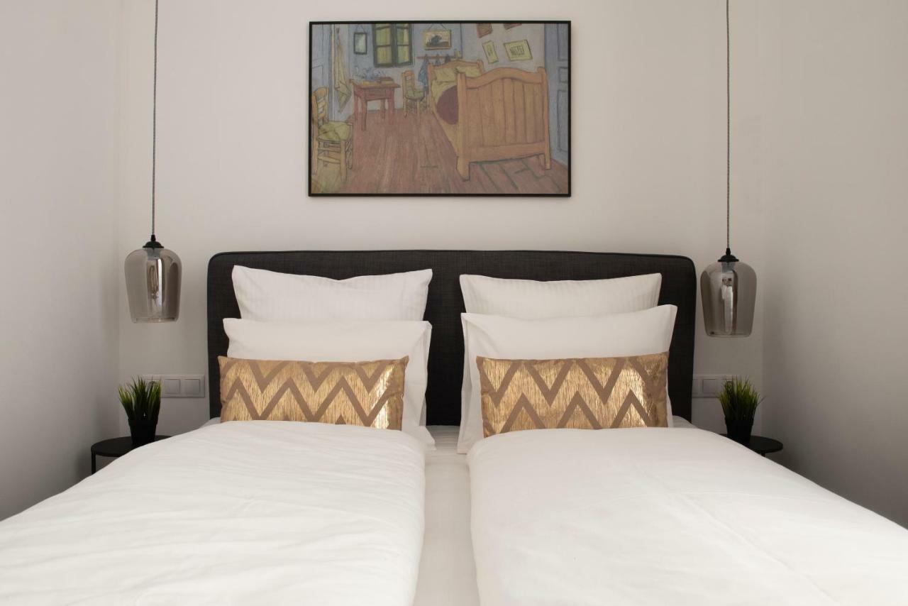 Luxury Apartment By Hi5 - Kalman Imre Suite Budapest Luaran gambar